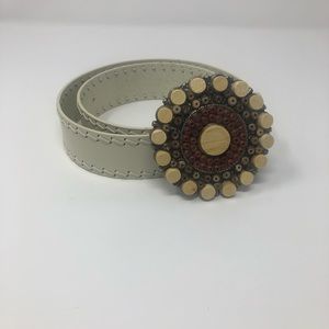 NWOT Boho Wooden Detail Belt Buckle and Belt